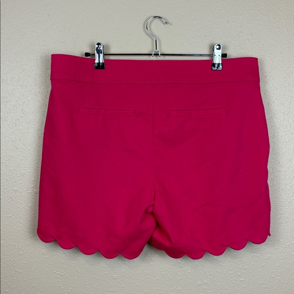 ISAAC MIZRAHI | Hot Pink scalloped shorts size 10 - Picture 2 of 3